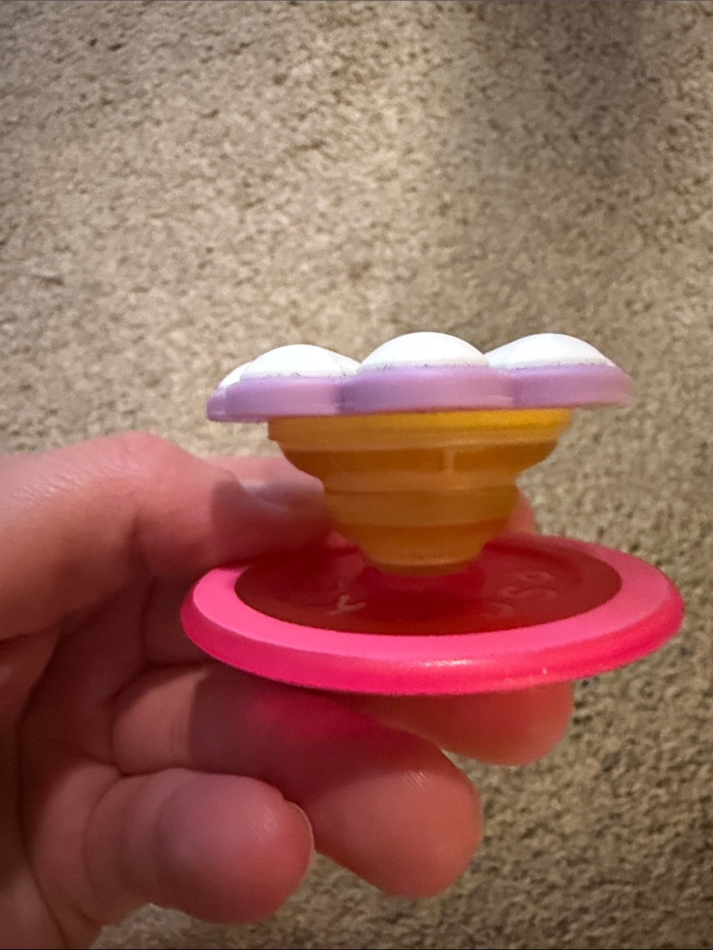 Magnetic Popsocket - Picture 3 of 4